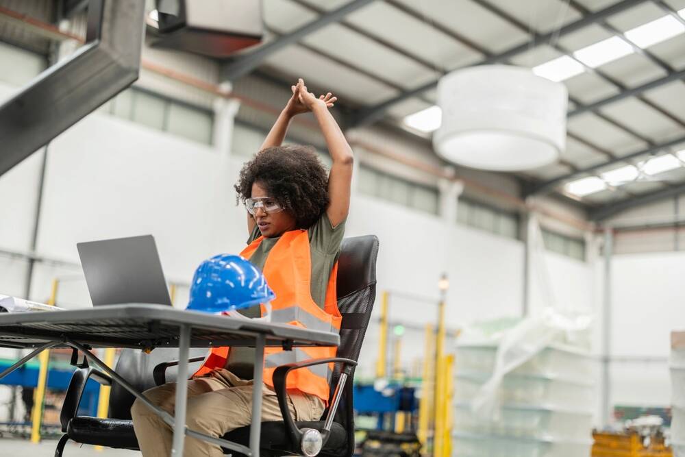 Amélioration de l'ergonomie d'un poste de travail - Lanesco 